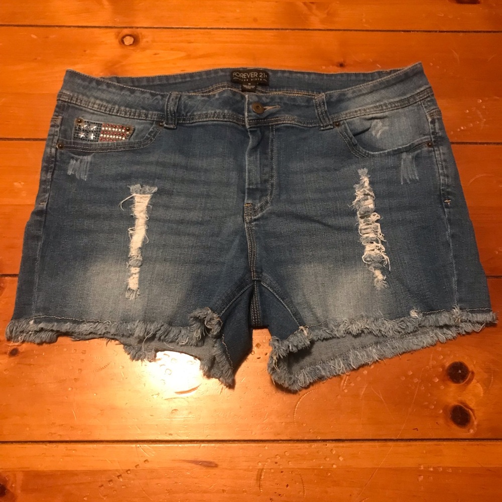 Forever 21 pus sizes 16 shorts
